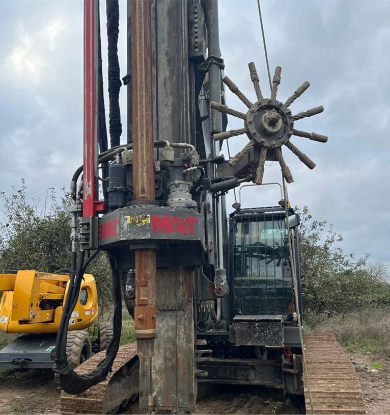 MAIT CFA 24 - Pile driver: picture 3 MAIT CFA 24 - Pile driver: picture 3