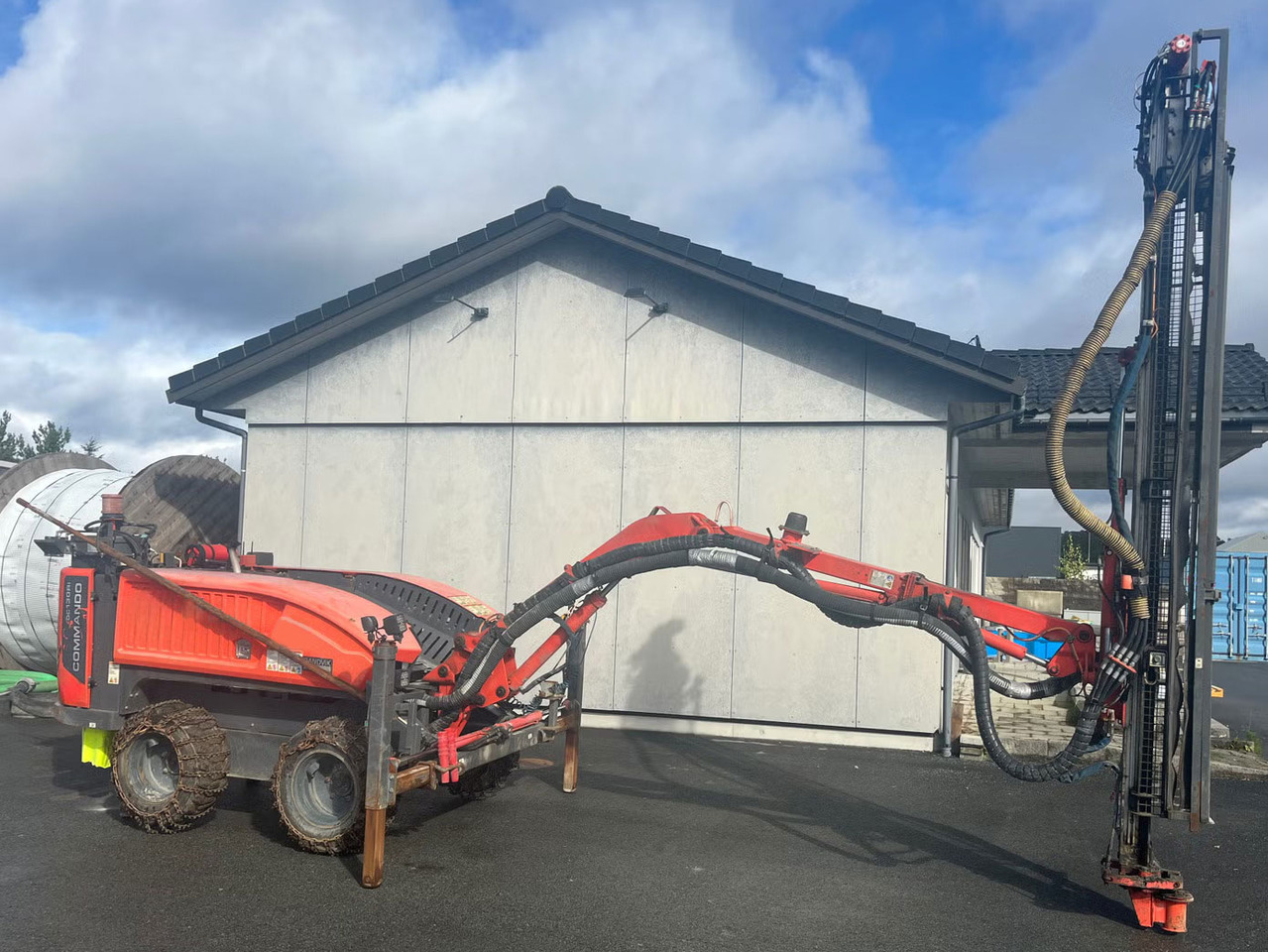 Sandvik Commando DC130Ri - Drilling rig: picture 2 Sandvik Commando DC130Ri - Drilling rig: picture 2