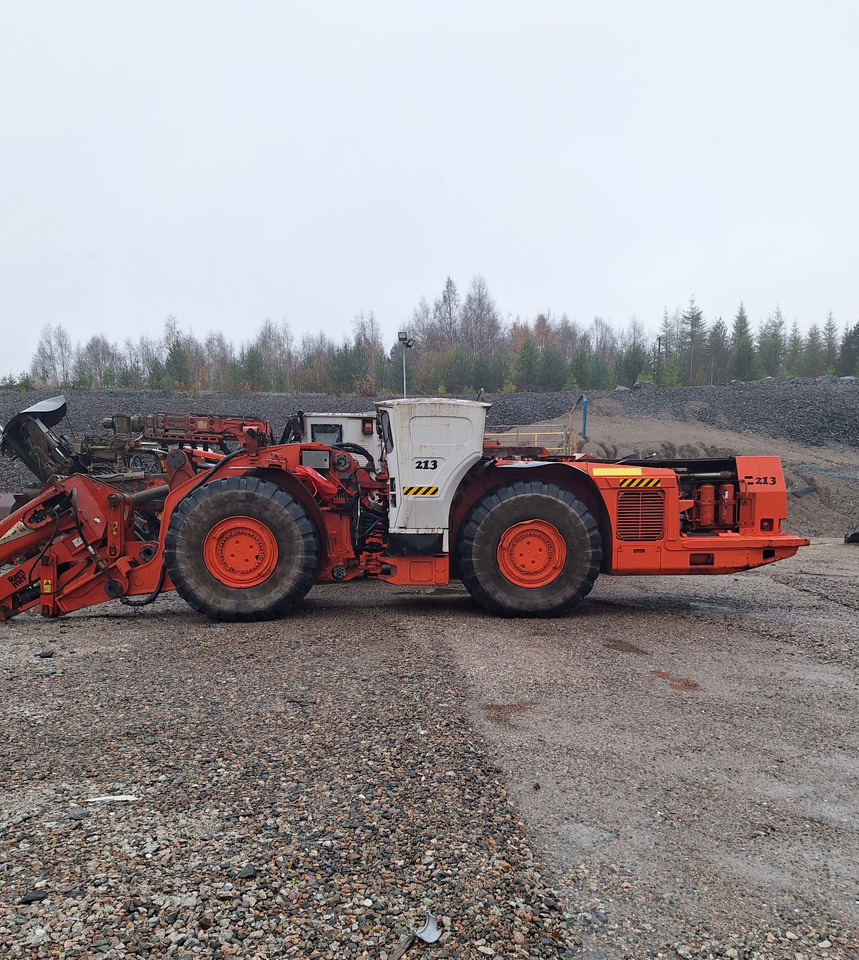 Sandvik LH517 - Mining machinery: picture 2 Sandvik LH517 - Mining machinery: picture 2