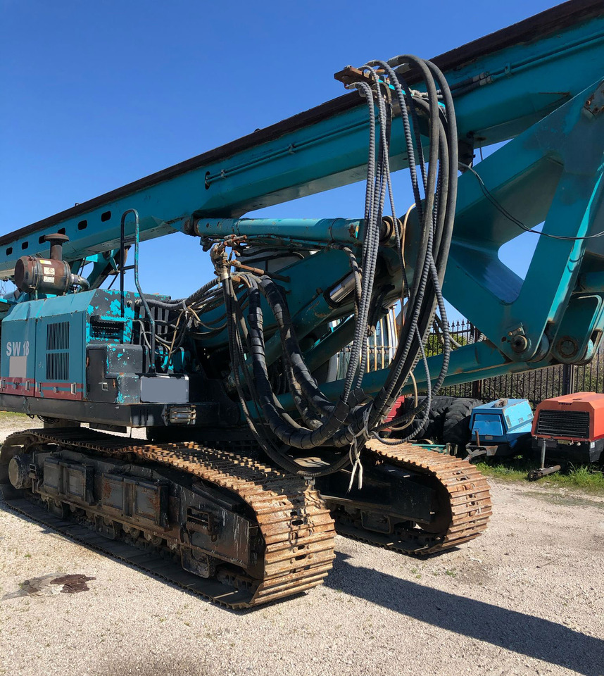 Sunward SW18 - Pile driver: picture 3 Sunward SW18 - Pile driver: picture 3