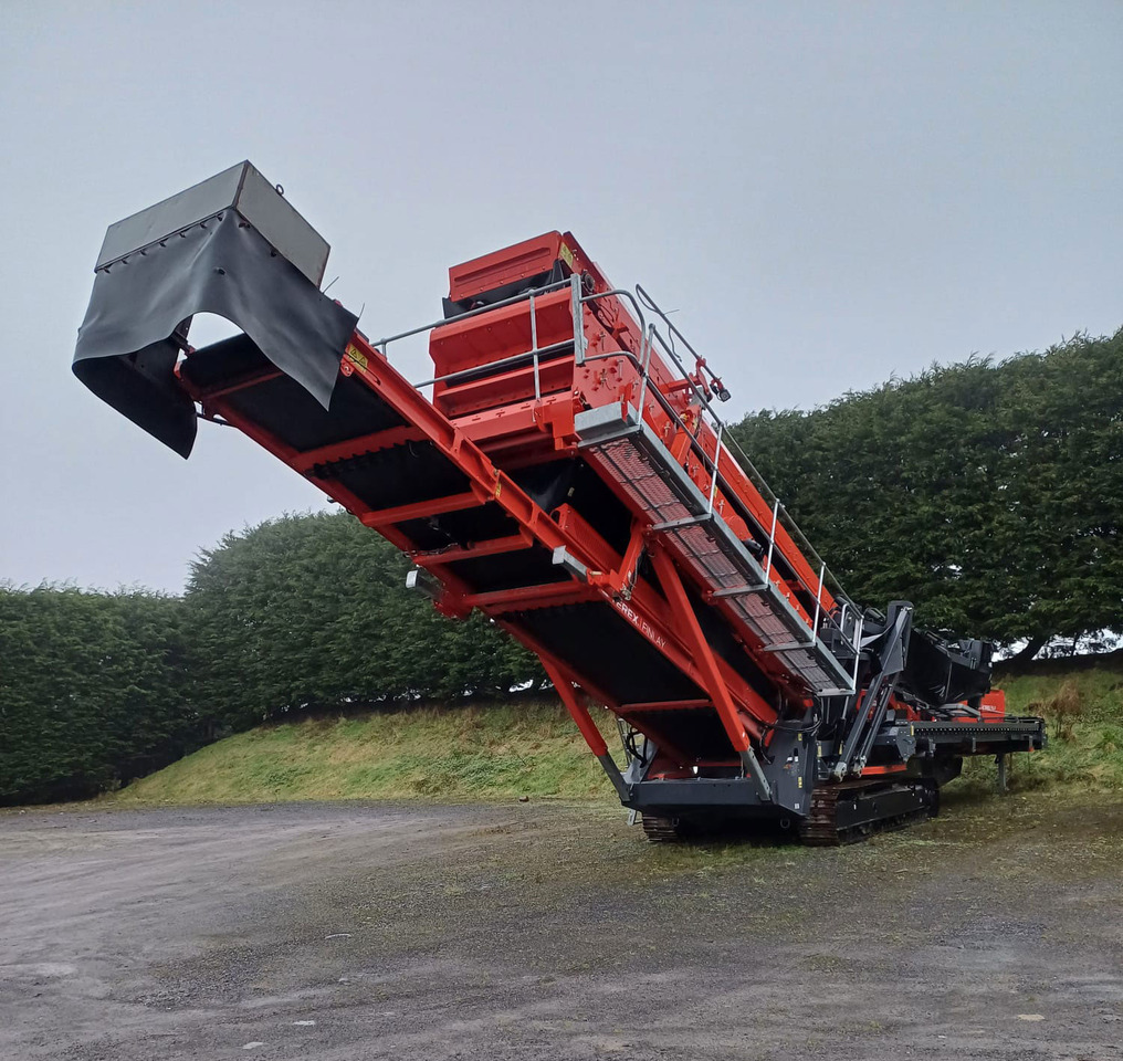 Terex Finlay 696 - Screener: picture 2 Terex Finlay 696 - Screener: picture 2