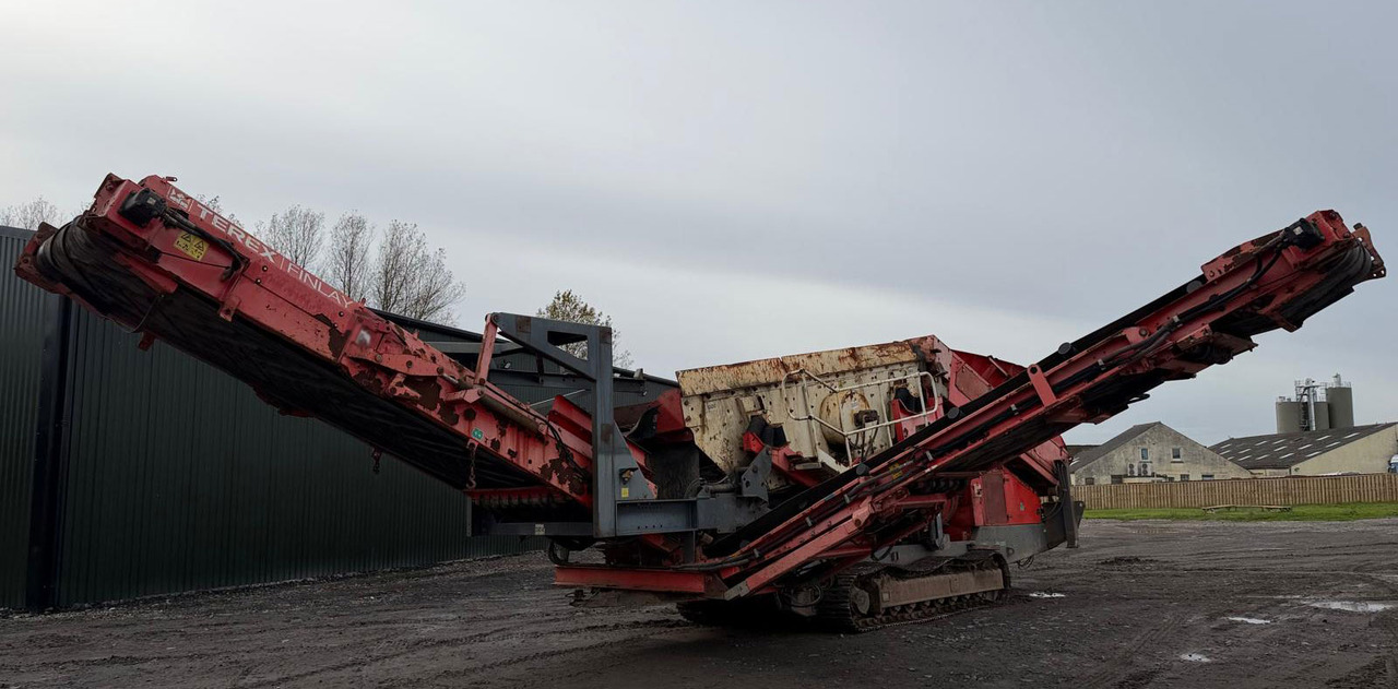 Terex Finlay 883 - Screener: picture 1 Terex Finlay 883 - Screener: picture 1