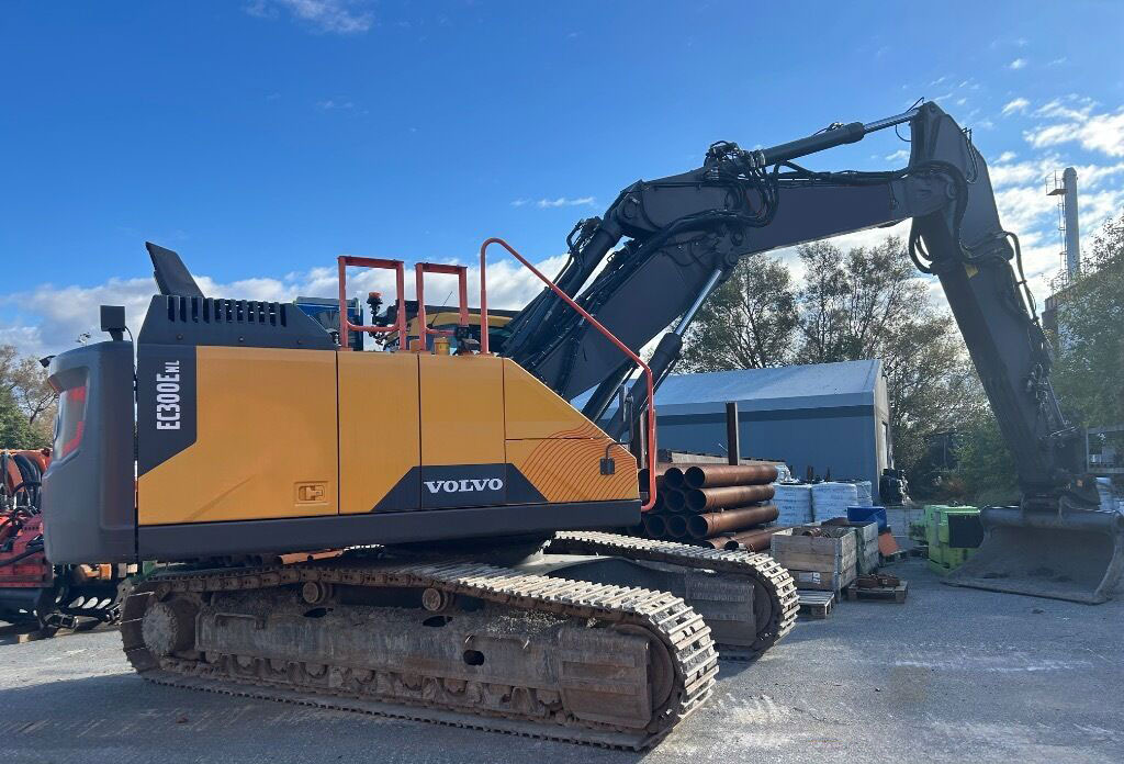 Volvo EC300enl - Pile driver: picture 2 Volvo EC300enl - Pile driver: picture 2