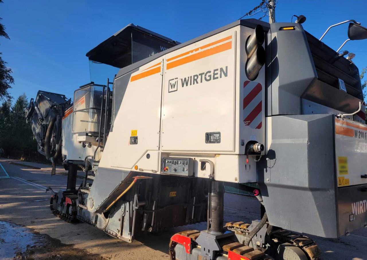Wirtgen W 210 FI - Cold planer: picture 5 Wirtgen W 210 FI - Cold planer: picture 5