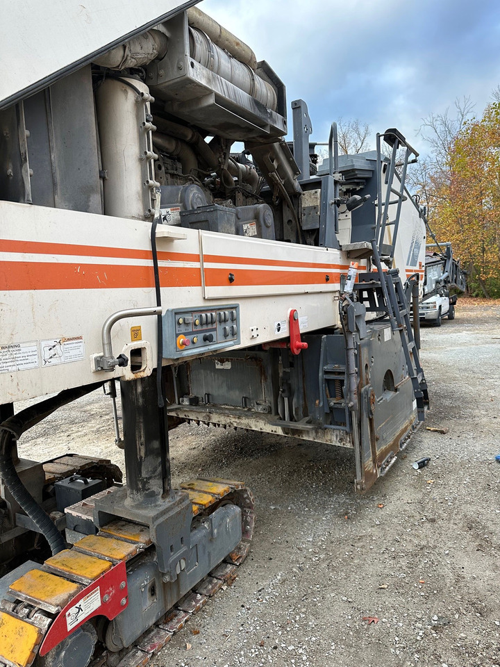 Wirtgen W 210 i - Cold planer: picture 4 Wirtgen W 210 i - Cold planer: picture 4