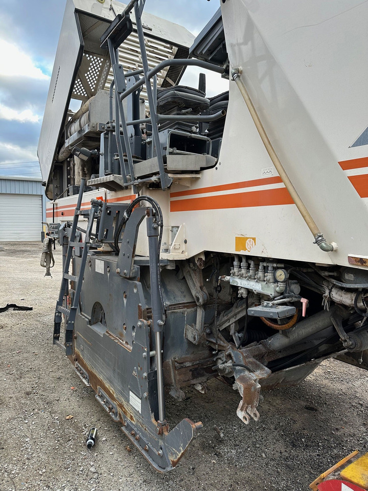 Wirtgen W 210 i - Cold planer: picture 5 Wirtgen W 210 i - Cold planer: picture 5