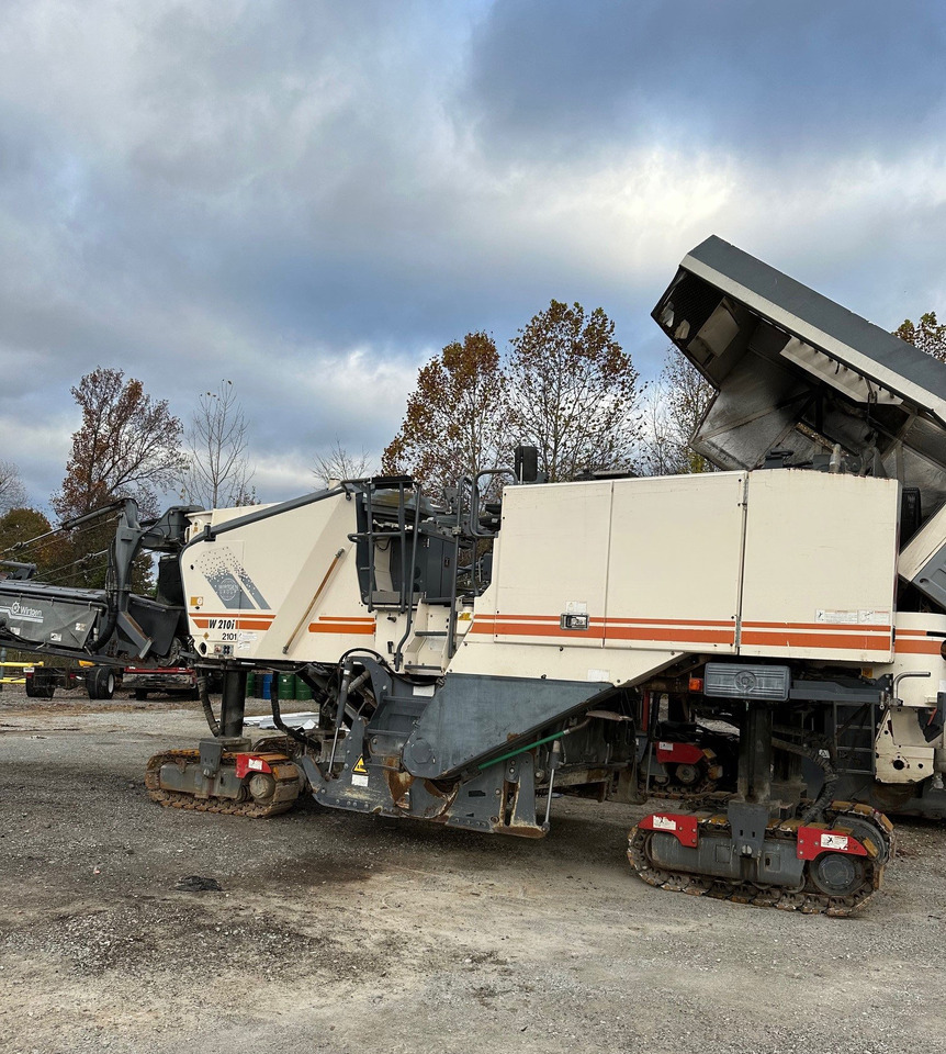 Wirtgen W 210 i - Cold planer: picture 1 Wirtgen W 210 i - Cold planer: picture 1