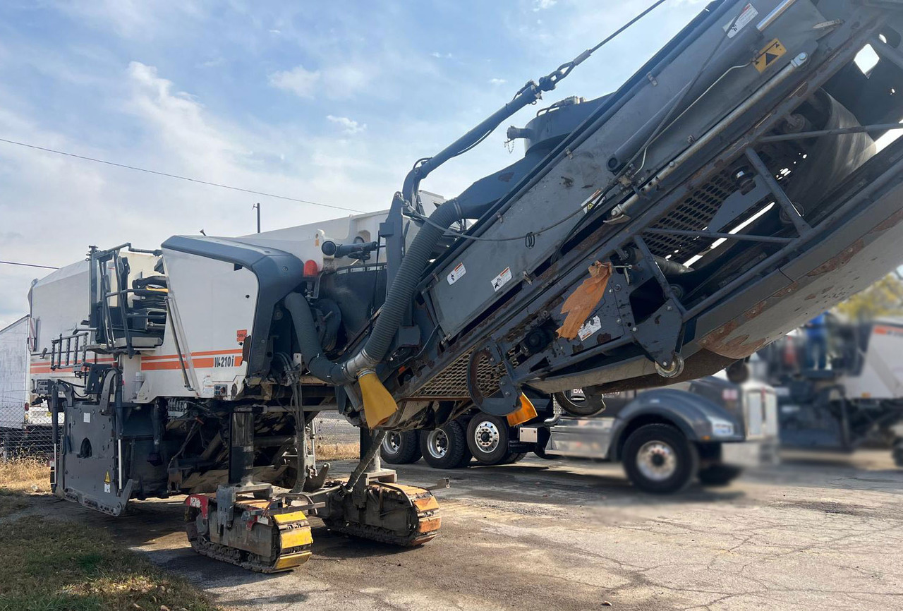 Wirtgen W 210 i - Cold planer: picture 5 Wirtgen W 210 i - Cold planer: picture 5