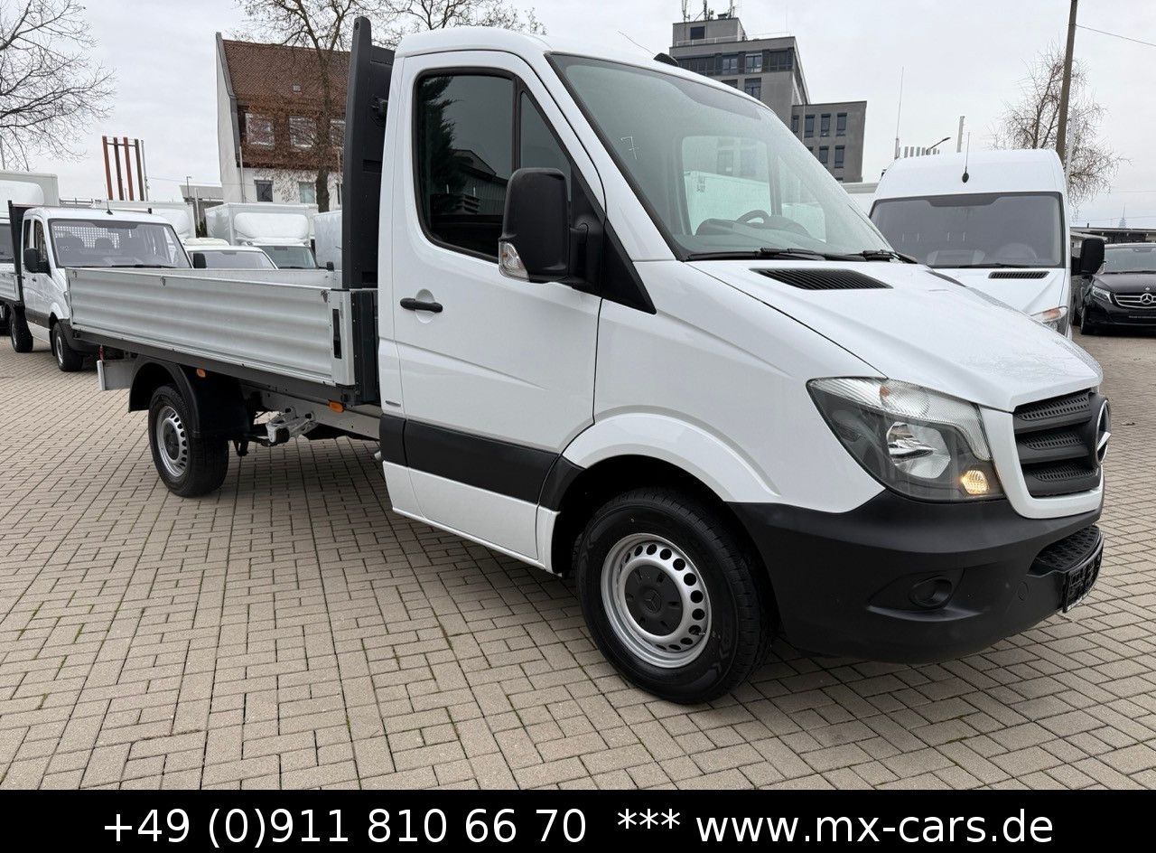 Mercedes-Benz Sprinter 213 Pritsche 3 Sitze Klima AHK No 313-7 - Flatbed van: picture 3 Mercedes-Benz Sprinter 213 Pritsche 3 Sitze Klima AHK No 313-7 - Flatbed van: picture 3