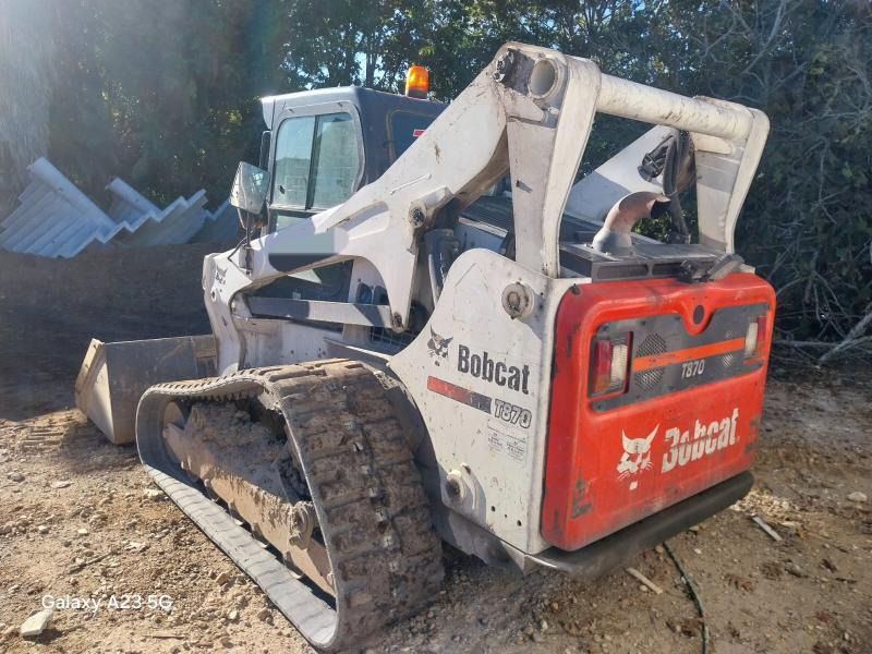 BOBCAT T870 T870 - Compact track loader: picture 2 BOBCAT T870 T870 - Compact track loader: picture 2