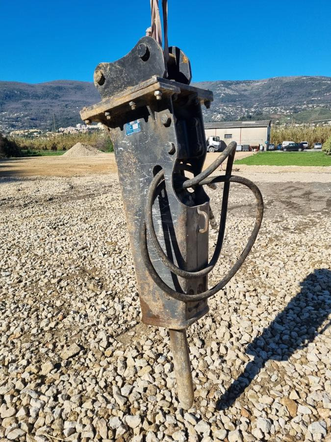 BRH MONTABERT POUR PELLE DE 2.5 A3.5T + BRH POUR 8T ET 20T BRH MONTABERT POUR PELLE DE 2.5 A3.5T + BRH POUR PELLE 8T ET 20T - Hydraulic hammer: picture 3 BRH MONTABERT POUR PELLE DE 2.5 A3.5T + BRH POUR 8T ET 20T BRH MONTABERT POUR PELLE DE 2.5 A3.5T + BRH POUR PELLE 8T ET 20T - Hydraulic hammer: picture 3