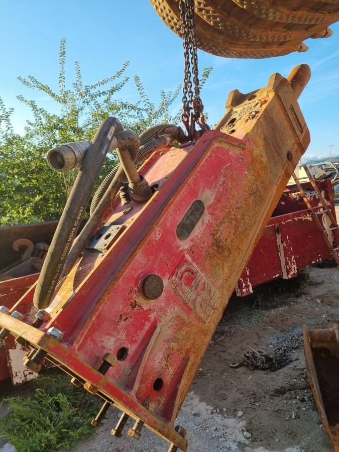BRH MONTABERT POUR PELLE DE 2.5 A3.5T + BRH POUR 8T ET 20T BRH MONTABERT POUR PELLE DE 2.5 A3.5T + BRH POUR PELLE 8T ET 20T - Hydraulic hammer: picture 2 BRH MONTABERT POUR PELLE DE 2.5 A3.5T + BRH POUR 8T ET 20T BRH MONTABERT POUR PELLE DE 2.5 A3.5T + BRH POUR PELLE 8T ET 20T - Hydraulic hammer: picture 2