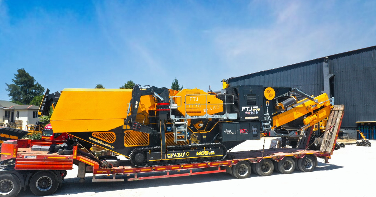New Mobile crusher FABO Mobile crusher: picture 1