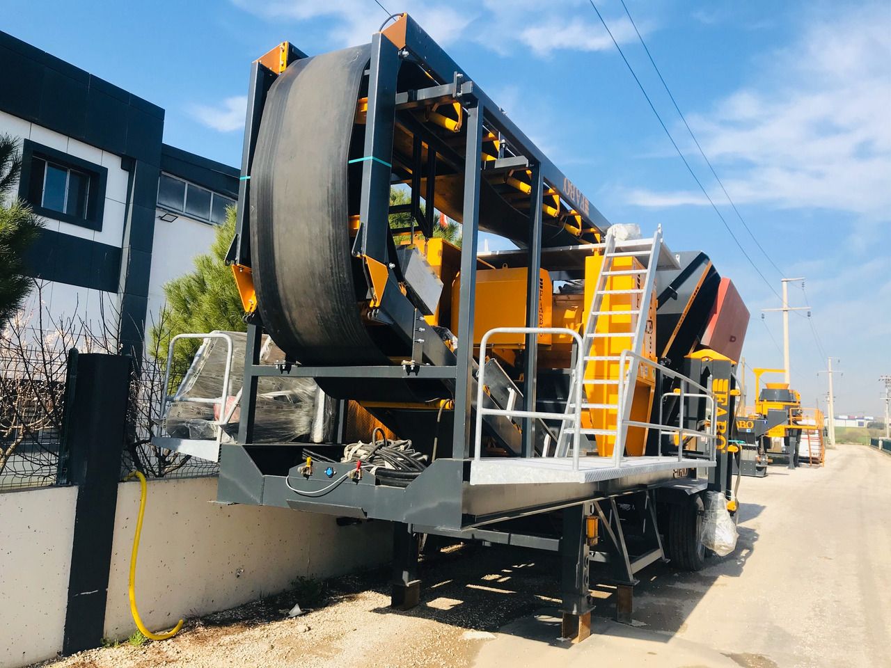 FABO Mobile crusher - Mobile crusher: picture 3 FABO Mobile crusher - Mobile crusher: picture 3