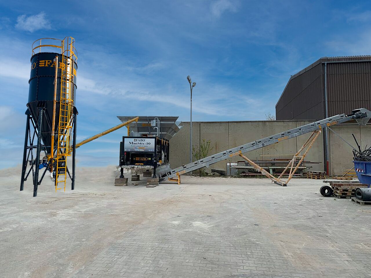 FABO mobile concrete batching plant - Concrete plant: picture 2 FABO mobile concrete batching plant - Concrete plant: picture 2