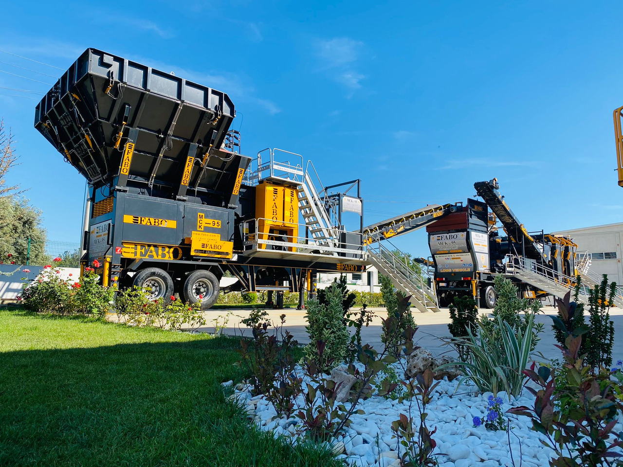 FABO mobile jaw crusher - Jaw crusher: picture 4 FABO mobile jaw crusher - Jaw crusher: picture 4