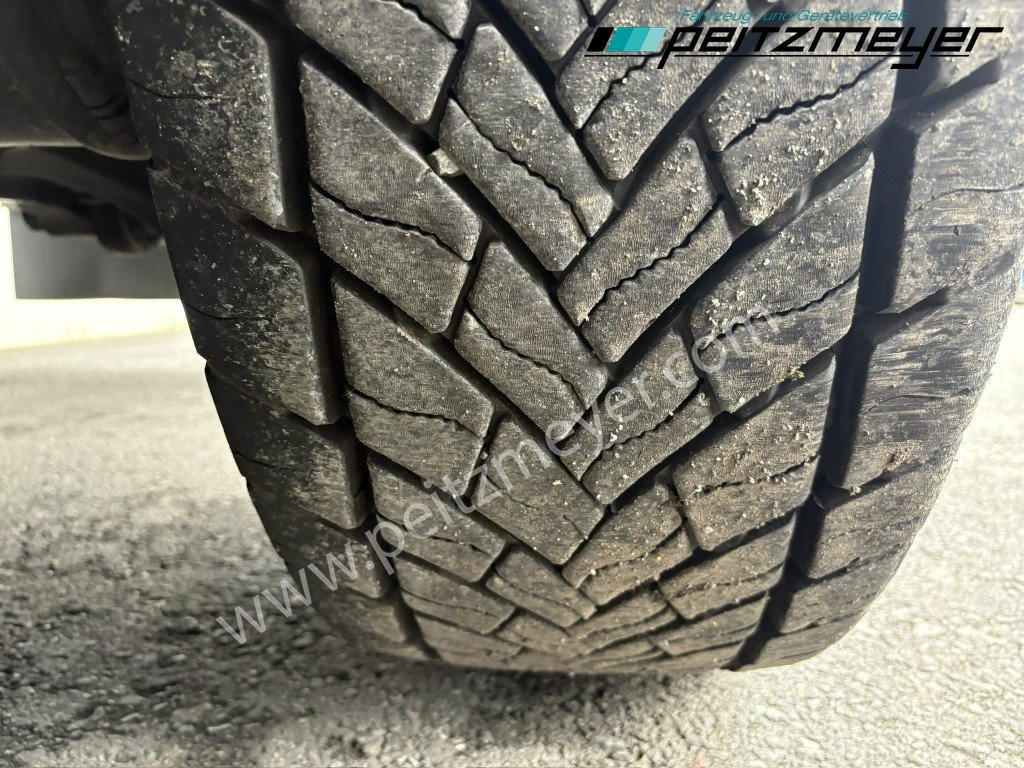 Curtainsider truck MERCEDES-BENZ Actros 2545 LL Pritsche, Klima, Standklima, PPC, EU 6 MP 4 - Edscha: picture 41 Curtainsider truck MERCEDES-BENZ Actros 2545 LL Pritsche, Klima, Standklima, PPC, EU 6 MP 4 - Edscha: picture 41