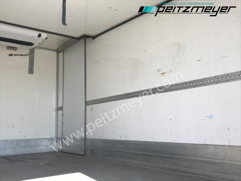 Refrigerator truck MERCEDES-BENZ Atego 818 L Tiefkühlkoffer m. Trennwand, Thermok T 800, LBW: picture 21
