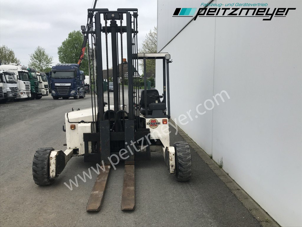 Moffett Mitnahmestapler M 2003 STM Allrad - Truck mounted forklift: picture 5 Moffett Mitnahmestapler M 2003 STM Allrad - Truck mounted forklift: picture 5