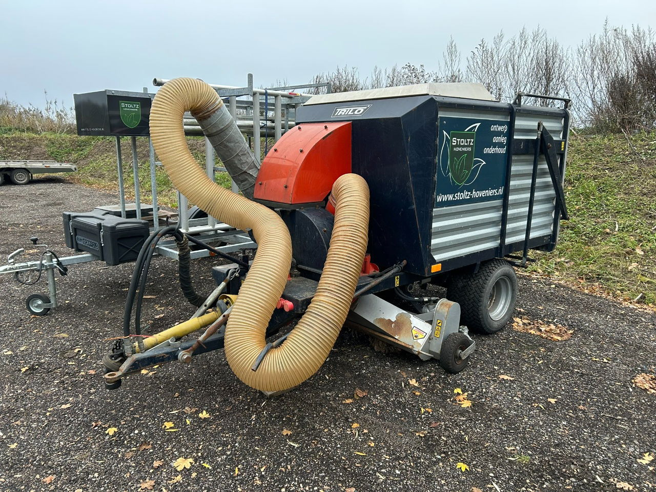 AC Trilo Vacuum Sweepers opraapwagen SG 200 - Livestock equipment: picture 1 AC Trilo Vacuum Sweepers opraapwagen SG 200 - Livestock equipment: picture 1