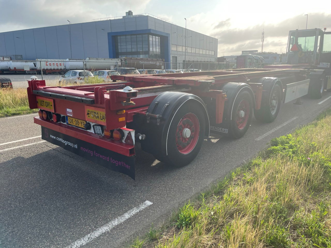 Renders ROC 16.27 CC X steering / Disc brakes /Lifting axle 20-30-40-45 FT HC - Container transporter/ Swap body semi-trailer: picture 4 Renders ROC 16.27 CC X steering / Disc brakes /Lifting axle 20-30-40-45 FT HC - Container transporter/ Swap body semi-trailer: picture 4