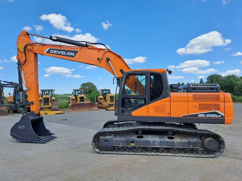 Develon DX 225 LC-7M (UNUSED, mulitple units available) - Crawler excavator: picture 1 Develon DX 225 LC-7M (UNUSED, mulitple units available) - Crawler excavator: picture 1
