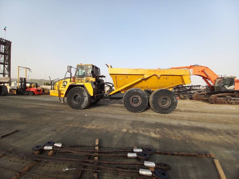 Komatsu HM400-3R (4 pcs available in Abu Dhabi) - Articulated dumper: picture 5 Komatsu HM400-3R (4 pcs available in Abu Dhabi) - Articulated dumper: picture 5