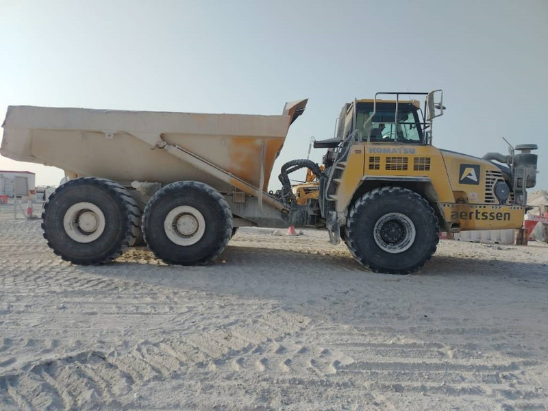 Komatsu HM400-3R (4 pieces available in Abu Dhabi) - Articulated dumper: picture 2 Komatsu HM400-3R (4 pieces available in Abu Dhabi) - Articulated dumper: picture 2