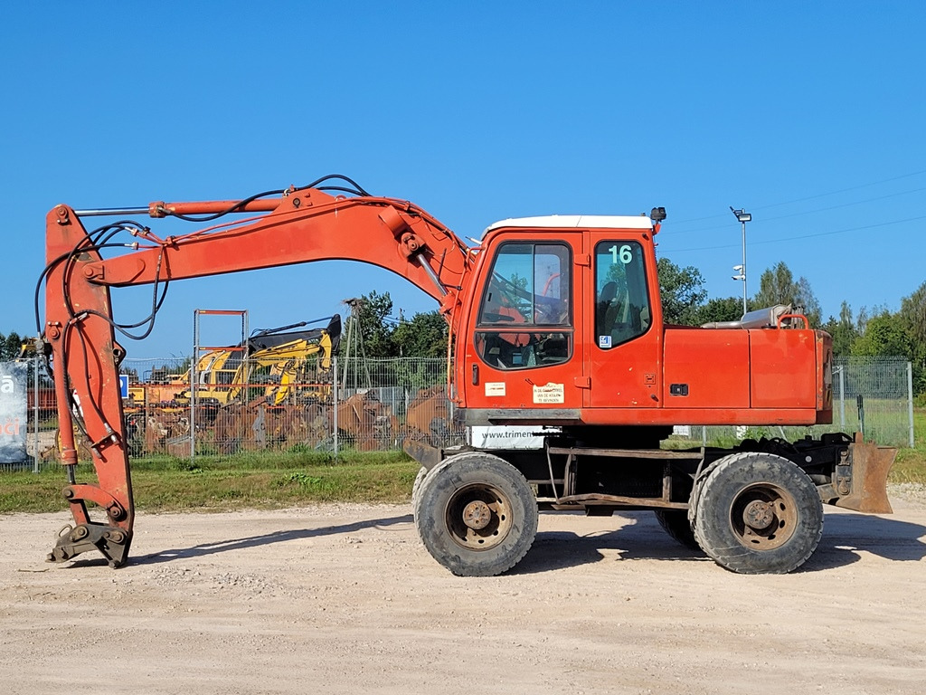 FURUKAWA W725 LS - Wheel excavator: picture 2 FURUKAWA W725 LS - Wheel excavator: picture 2
