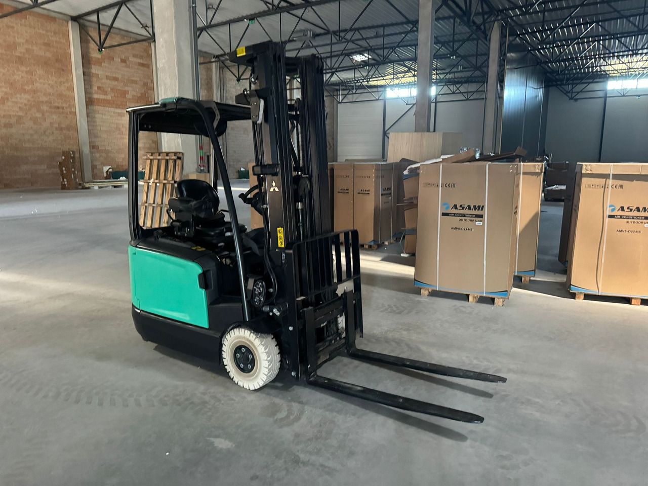 Mitsubishi FB18CN2T 32hours! - Electric forklift: picture 2 Mitsubishi FB18CN2T 32hours! - Electric forklift: picture 2