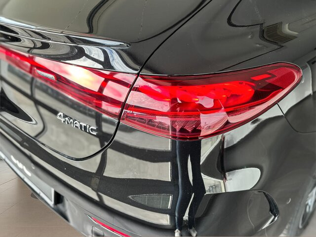 MERCEDES-BENZ EQE 350 4Matic AMG LINE+AC+ELECTRIC ART+ADVANCED... - Sedan: picture 4 MERCEDES-BENZ EQE 350 4Matic AMG LINE+AC+ELECTRIC ART+ADVANCED... - Sedan: picture 4