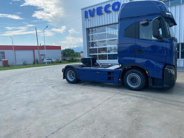 IVECO S-WAY-AS440S53T/FP LT Sattelzugmaschine+LIVING... - Tractor unit: picture 5 IVECO S-WAY-AS440S53T/FP LT Sattelzugmaschine+LIVING... - Tractor unit: picture 5