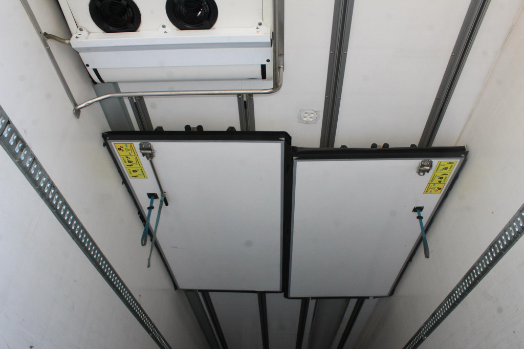 Chereau CV 1950Mt. 2,6h Strom Bi-Multi-Temp. TW LBW FRC - Refrigerator semi-trailer: picture 2 Chereau CV 1950Mt. 2,6h Strom Bi-Multi-Temp. TW LBW FRC - Refrigerator semi-trailer: picture 2