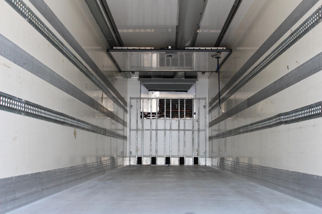 Chereau TK SLXi Spectrum Bi-Multi-Temp. Liftachse LBW - Refrigerator semi-trailer: picture 2 Chereau TK SLXi Spectrum Bi-Multi-Temp. Liftachse LBW - Refrigerator semi-trailer: picture 2