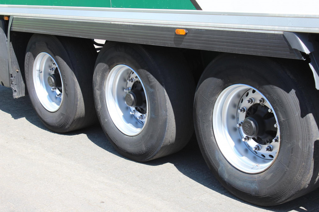 Refrigerator semi-trailer Lamberet CV 1550   Aluboden   BPW   TW   FRC05.26: picture 7