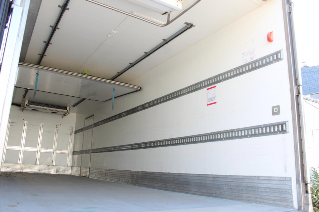 Refrigerator truck MAN TGM 18.290 E5 CS 950 Bi-Temp Strom Tür+LBW FRC: picture 15 Refrigerator truck MAN TGM 18.290 E5 CS 950 Bi-Temp Strom Tür+LBW FRC: picture 15