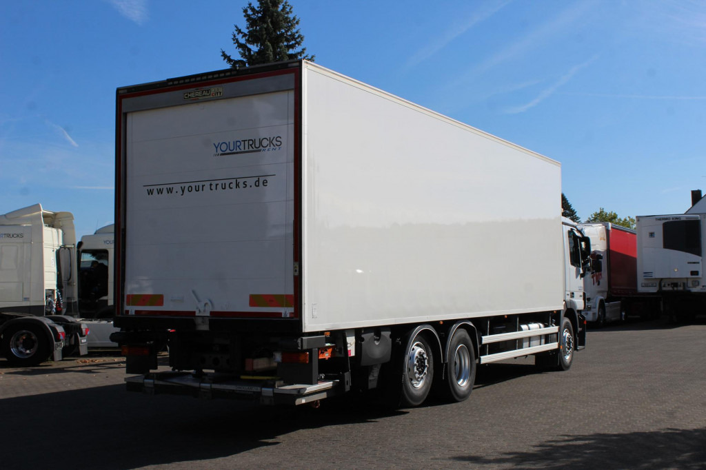 Refrigerator truck Mercedes-Benz Actros 2532 E5 CS 1150 Multi Bi-Temp LBW Rolltor: picture 10 Refrigerator truck Mercedes-Benz Actros 2532 E5 CS 1150 Multi Bi-Temp LBW Rolltor: picture 10