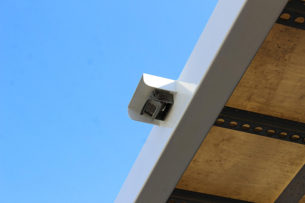 Renault D14 220E6 Laderbordwand nur 166 Tkm Klima - Box truck: picture 5 Renault D14 220E6 Laderbordwand nur 166 Tkm Klima - Box truck: picture 5