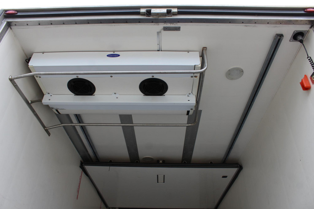 Renault Midlum 220 E5 CS 850 MT Strom Tür+LBW FRC - Truck: picture 2 Renault Midlum 220 E5 CS 850 MT Strom Tür+LBW FRC - Truck: picture 2