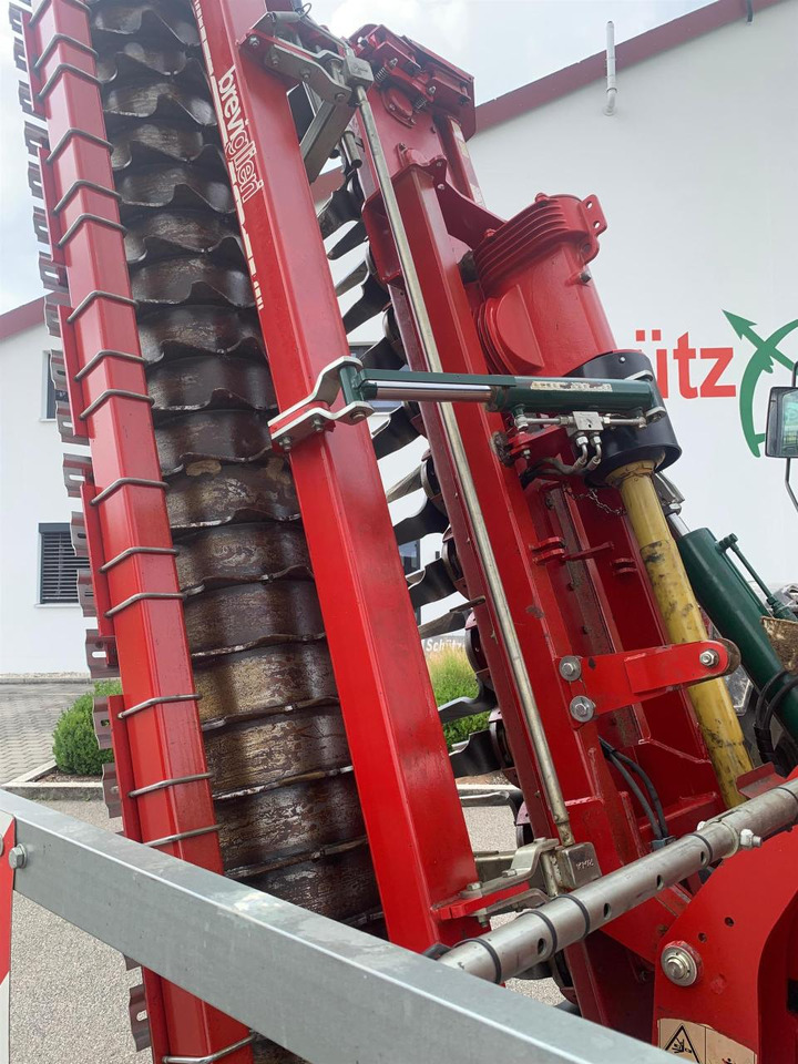 Breviglieri Makfold 300 Kreiselegge / 6m AB / Zinken NEU - Soil tillage equipment: picture 2 Breviglieri Makfold 300 Kreiselegge / 6m AB / Zinken NEU - Soil tillage equipment: picture 2