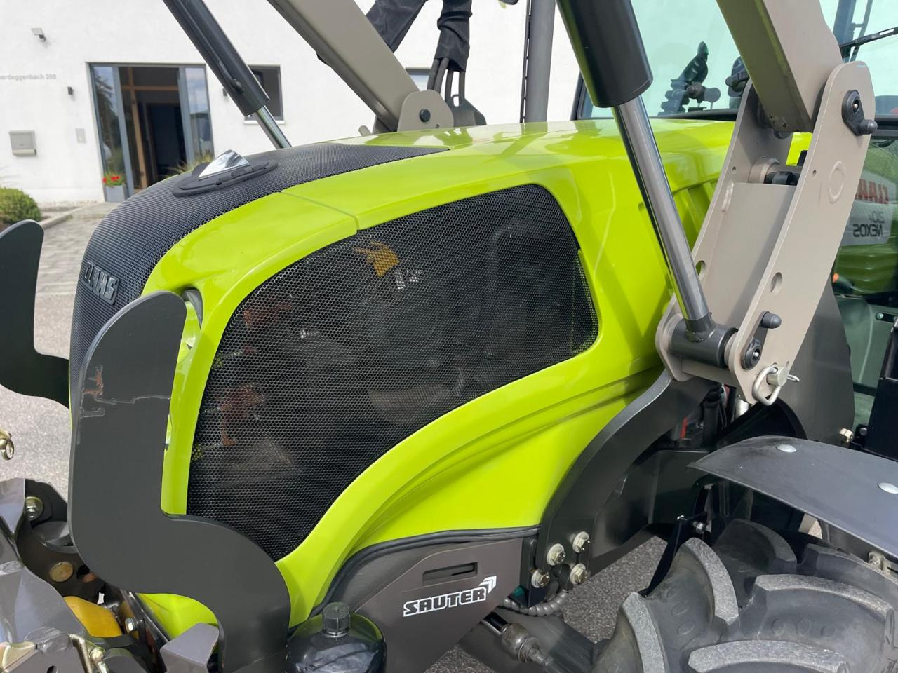 Farm tractor CLAAS Nexos 210 mit Frontlader und FZW, 236Bh, NEUWERTIG!: picture 9