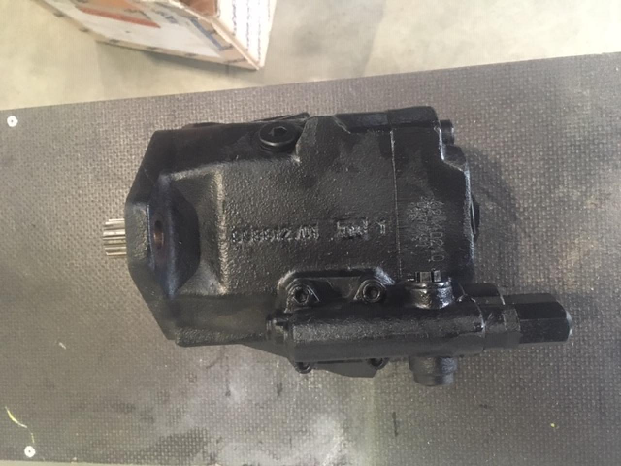 Case-IH Hydraulikp. MX 170 - Hydraulic pump for: picture 2 Case-IH Hydraulikp. MX 170 - Hydraulic pump for: picture 2