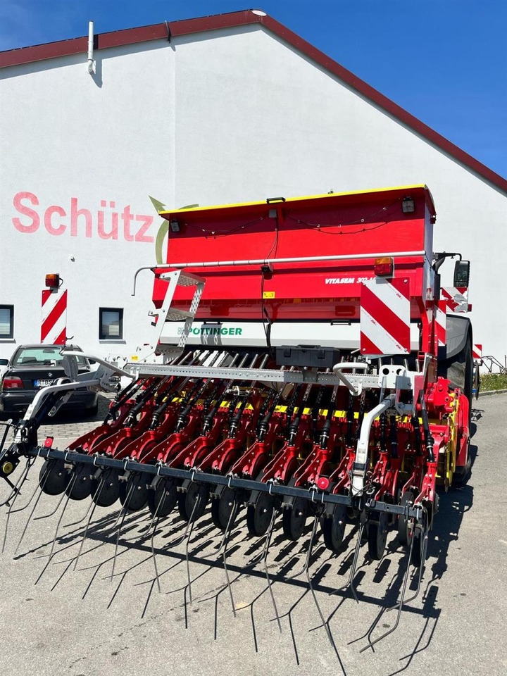 Pöttinger Vitasem 302 ADD + Pöttinger Lion 303.12 WG, Kombi - Combine seed drill: picture 2 Pöttinger Vitasem 302 ADD + Pöttinger Lion 303.12 WG, Kombi - Combine seed drill: picture 2