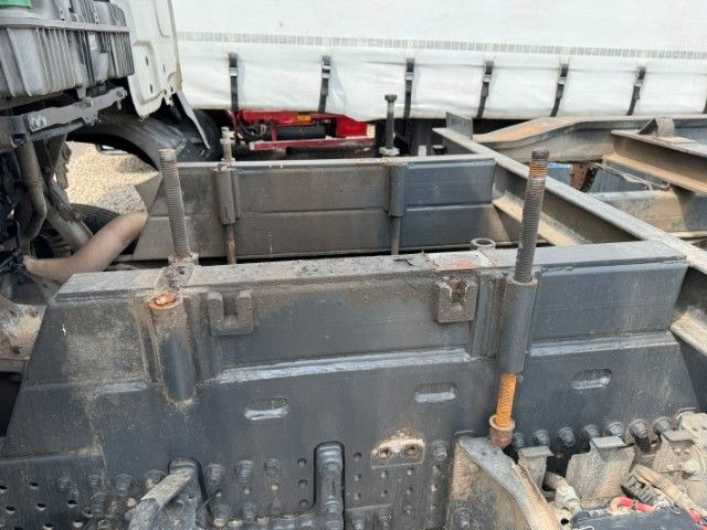 Mercedes-Benz Antos 1824 - Umlader- Nebenantrieb - Hook lift truck: picture 3 Mercedes-Benz Antos 1824 - Umlader- Nebenantrieb - Hook lift truck: picture 3