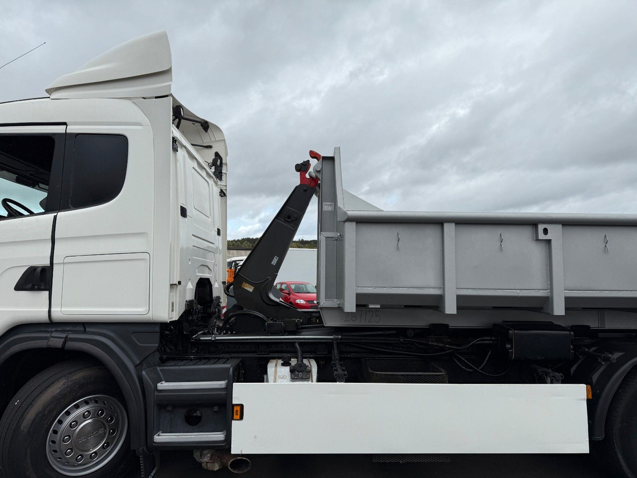 Scania G 440 LB 6x2 Knickhaken Retarder, Klima - Hook lift truck: picture 4 Scania G 440 LB 6x2 Knickhaken Retarder, Klima - Hook lift truck: picture 4