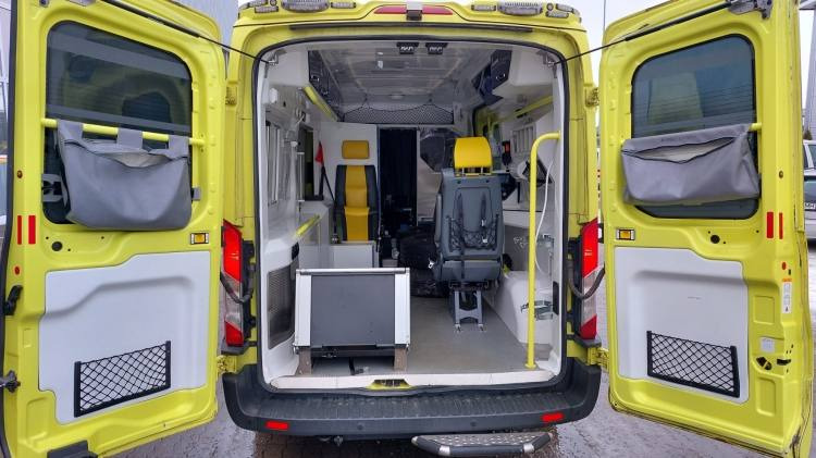 Ambulance FORD TRANSIT 2,0TDI AMBULANCE KLIMA 1.2018 EURO 6, 3 UNITS: picture 6