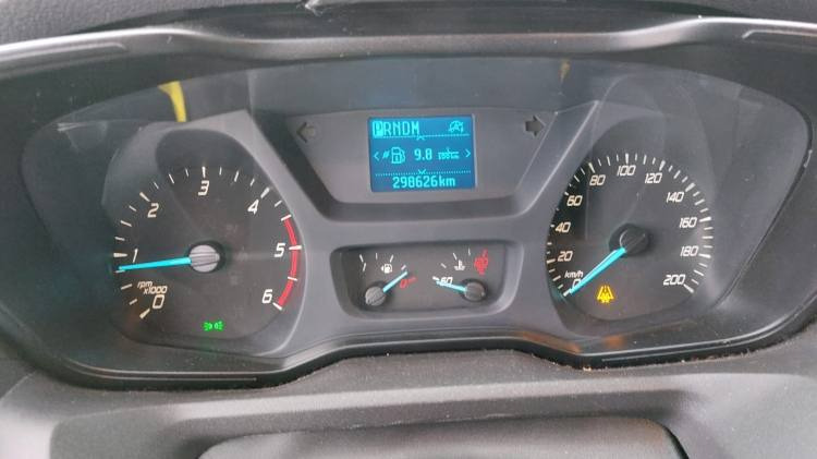 FORD TRANSIT 2,0TDI AMBULANCE KLIMA 12.2018 EURO 6, 3 UNITS - Ambulance: picture 3 FORD TRANSIT 2,0TDI AMBULANCE KLIMA 12.2018 EURO 6, 3 UNITS - Ambulance: picture 3
