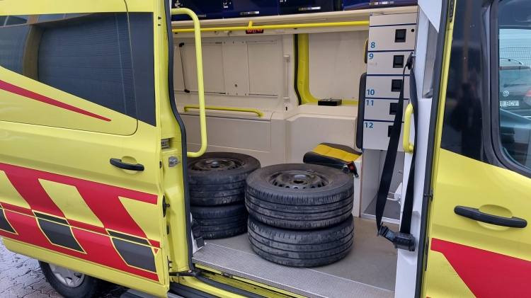 Ambulance FORD TRANSIT 2,0TDI AMBULANCE KLIMA 12.2018 EURO 6, 3 UNITS: picture 8