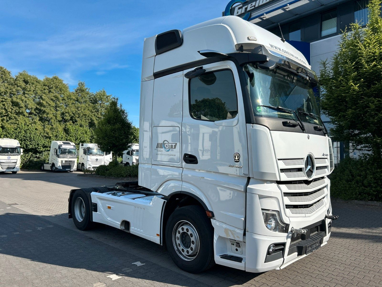 Mercedes-Benz 1848 LS 4x2 Gigaspace - Tractor unit: picture 1 Mercedes-Benz 1848 LS 4x2 Gigaspace - Tractor unit: picture 1
