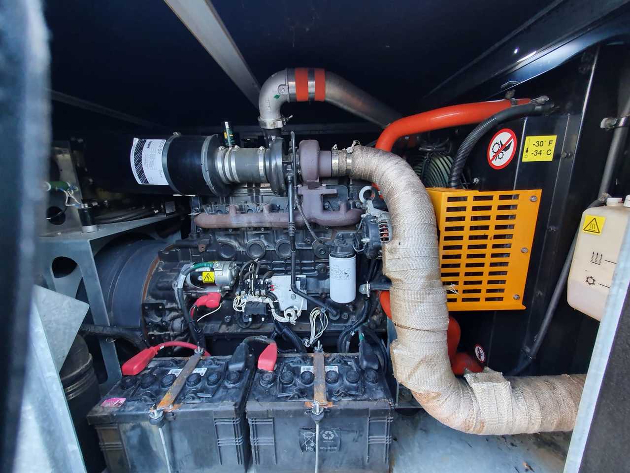 GPU TLD 4090-T-CUP 28DC - Ground power unit: picture 4 GPU TLD 4090-T-CUP 28DC - Ground power unit: picture 4